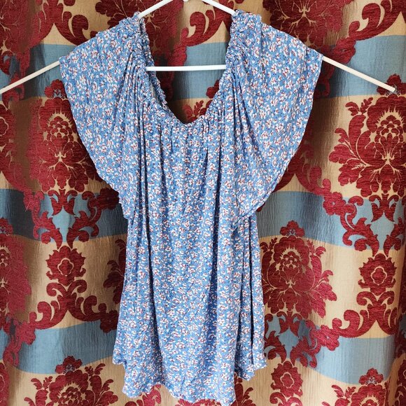 Chaps Floral Print Blouse 1X Blue with Red & White Flowers Flowy Sleeves - Picture 4 of 4